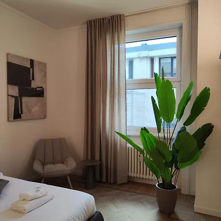 Domus Nova - Zaffiro Apartment Turin